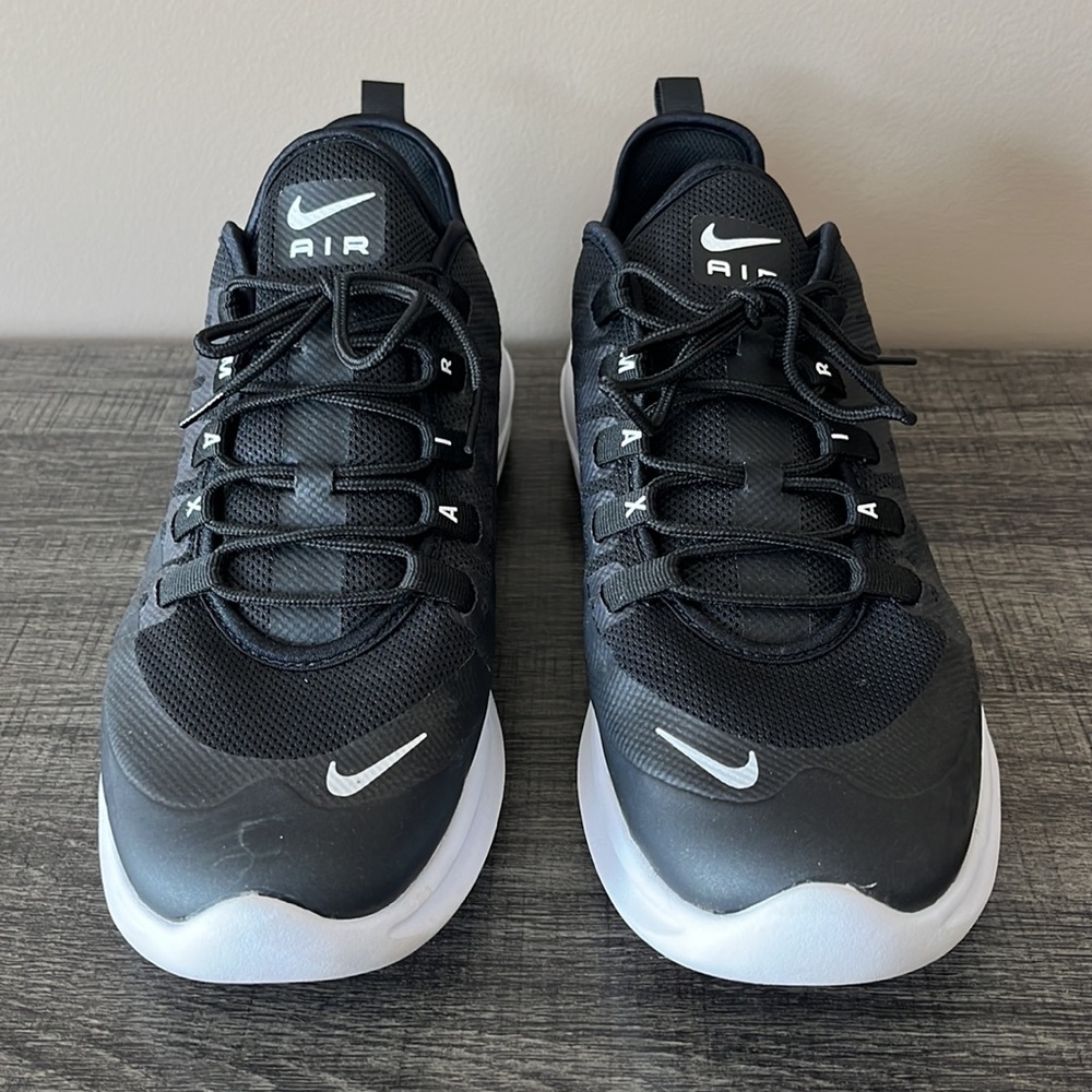 Nike AirMax Axis - Picture 2 of 6